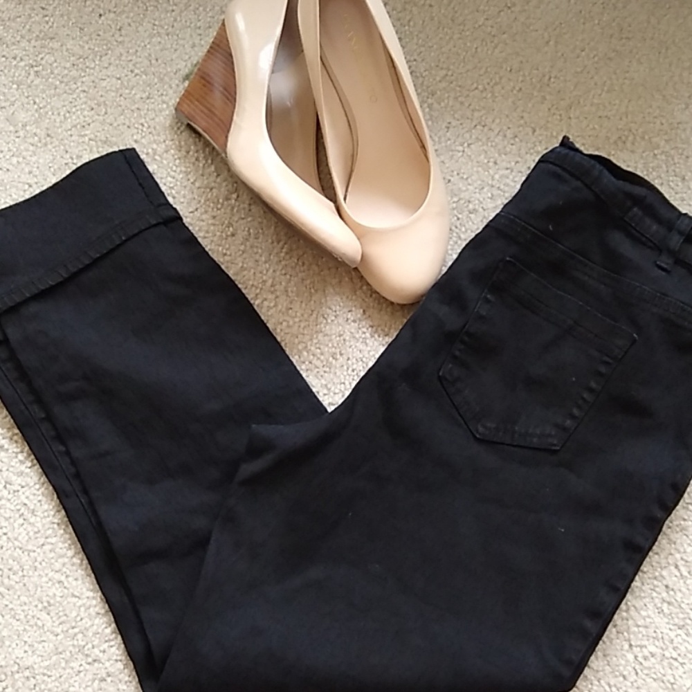 Diane Gilman cuffed stretchy black jeans